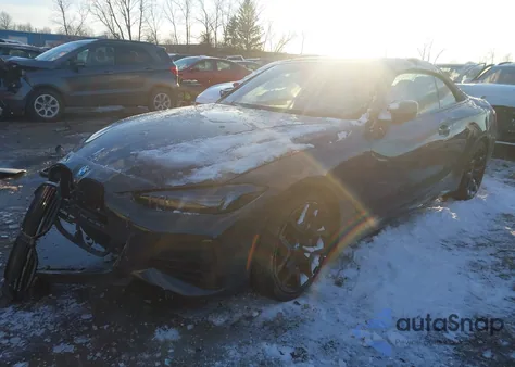 2025 BMW M440I xDrive z USA, uszkodzony, nr VIN WBA73DB06SCU54181